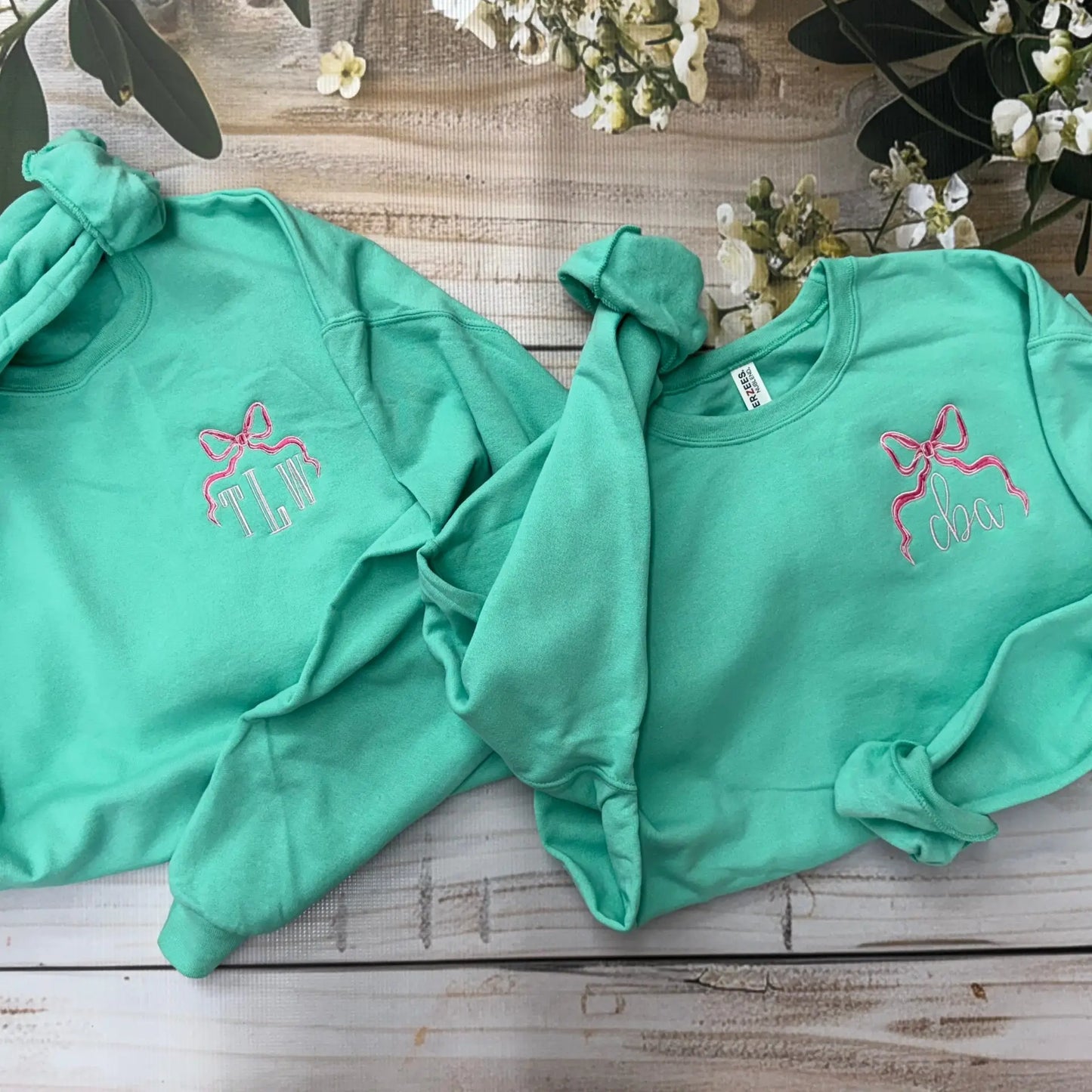 ???? Preppy Monogrammed Embroidered ???? Crewneck Sweatshirt