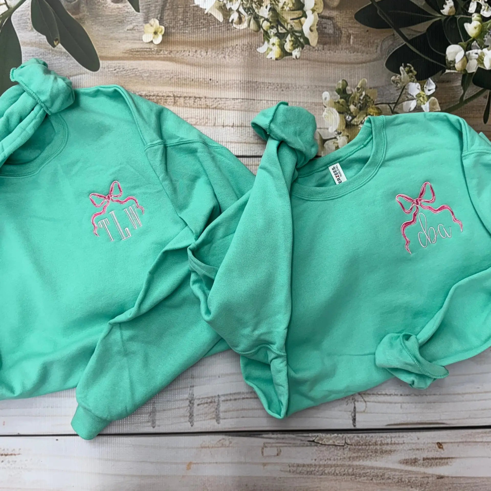 ???? Preppy Monogrammed Embroidered ???? Crewneck Sweatshirt
